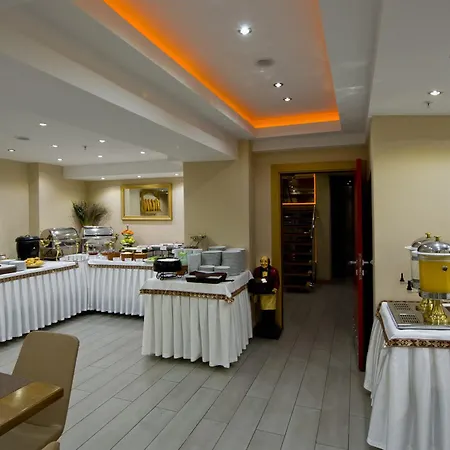 Yasmak Comfort 3* Istanboel