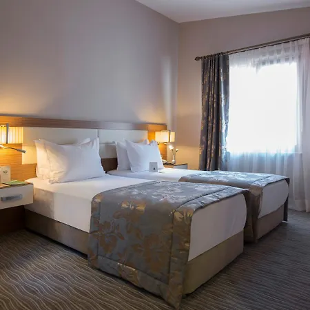 Yasmak Comfort Hotel 3*