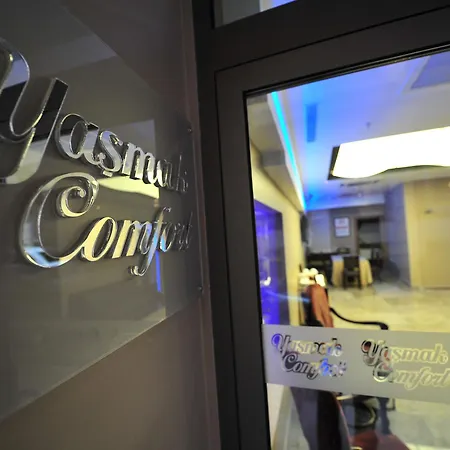 Yasmak Comfort מלון