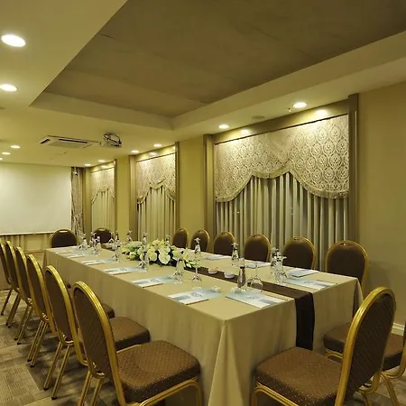 מלון Yasmak Comfort
